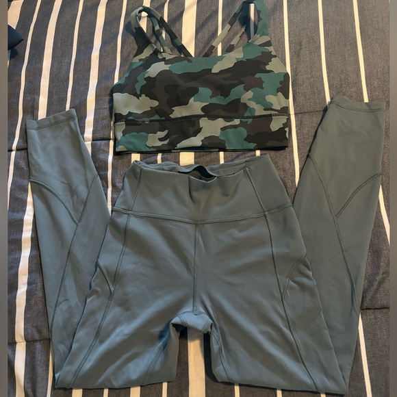 Lululemon athletica Camo Sports Bra sz 6 and Blue Leggings Set sz 4 euc